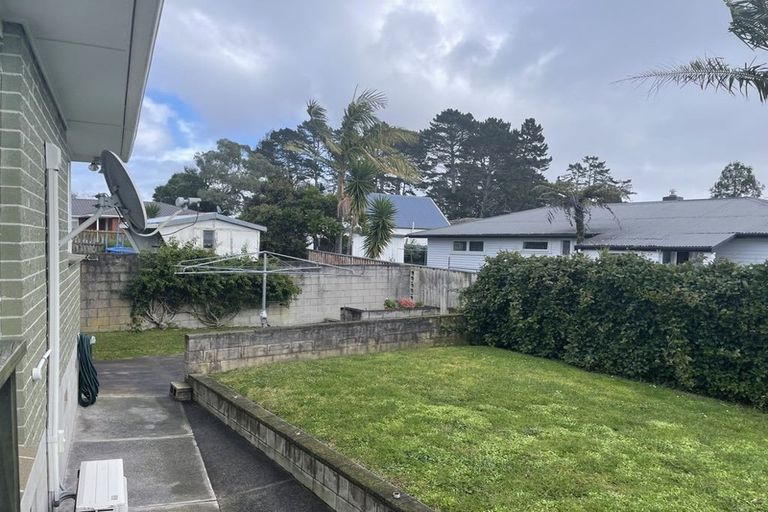 Photo of property in 336 Royal Road, Massey, Auckland, 0614