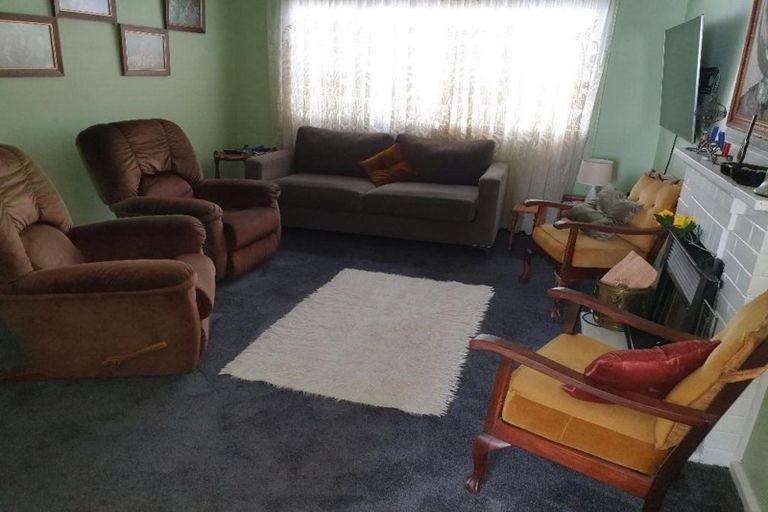 Photo of property in 10 Leicester Street, Patea, 4520