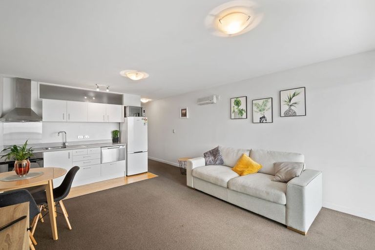 Photo of property in 10/20 Stanmore Road, Phillipstown, Christchurch, 8011