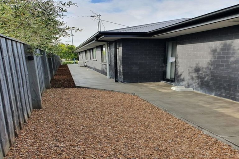 Photo of property in 2 Horomaka Street, Pegasus, 7612