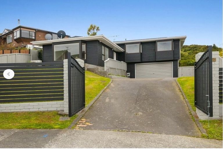 Photo of property in 14 Westpoint Avenue, Harbour View, Lower Hutt, 5010