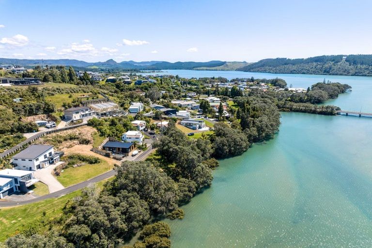 Photo of property in 6/135 Waireka Place, Whangamata, 3620