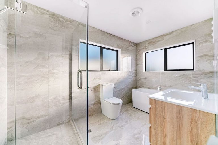 Photo of property in 53f Evans Road, Glen Eden, Auckland, 0602