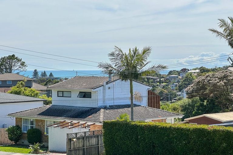 Photo of property in 1/1 Nigel Road, Browns Bay, Auckland, 0630