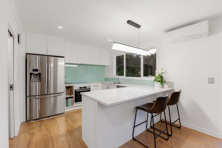 Photo of property in 339a Glenvar Road, Long Bay, Auckland, 0630