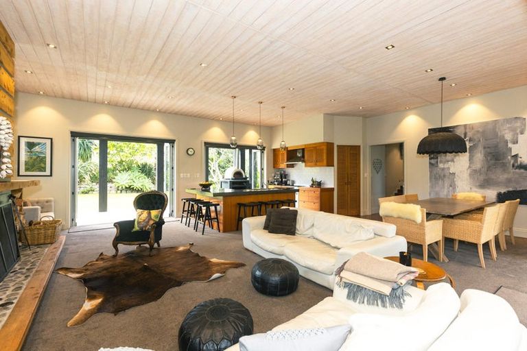 Photo of property in 5b Pumpkin Flat Road, Kuaotunu, Whitianga, 3592