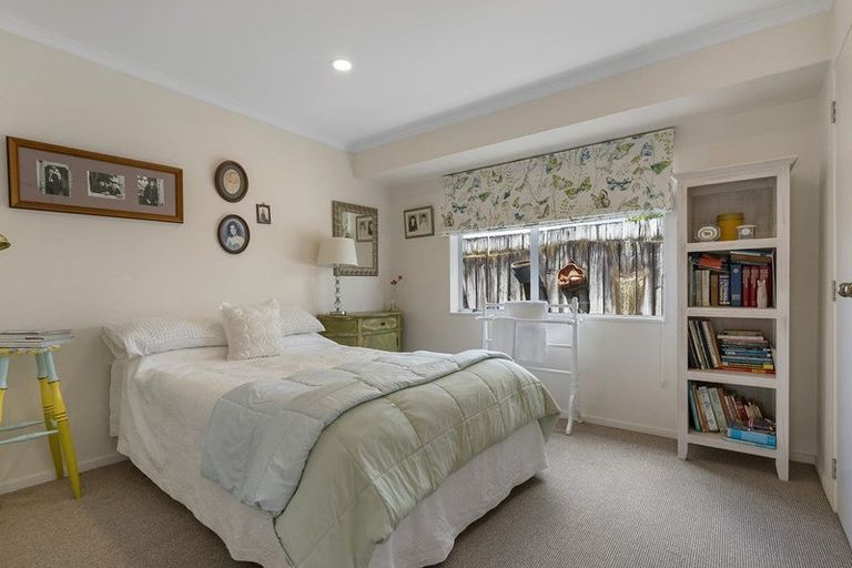 Photo of property in 56 Nicholas Road, Somerville, Auckland, 2014