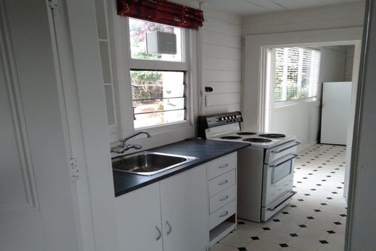 Photo of property in 96 North Avon Road, Richmond, Christchurch, 8013