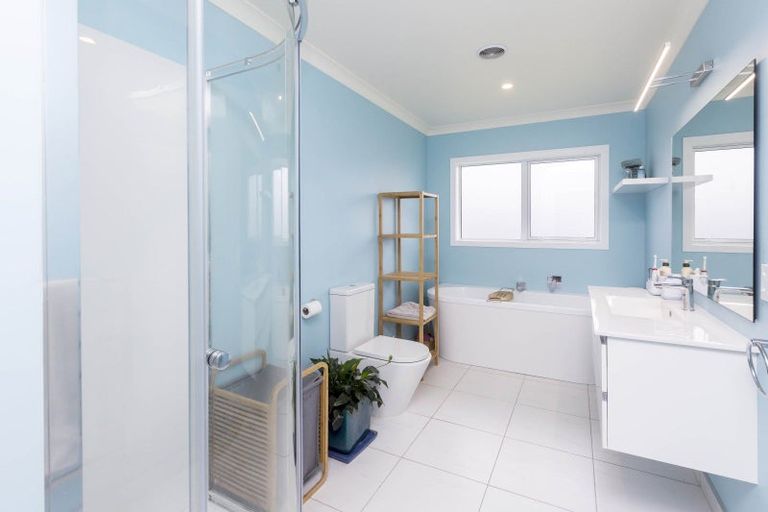 Photo of property in 15 Filmer Crescent, Wallaceville, Upper Hutt, 5018