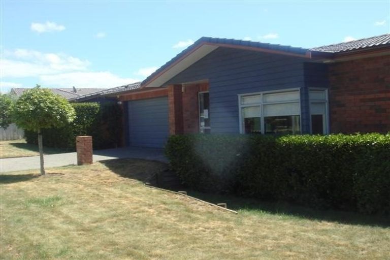 Photo of property in 12 Driftwood Drive, Red Beach, 0932