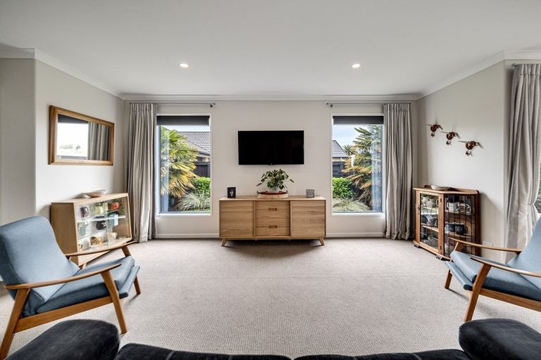 Photo of property in 14 Sovereign Boulevard, Kaiapoi, 7630