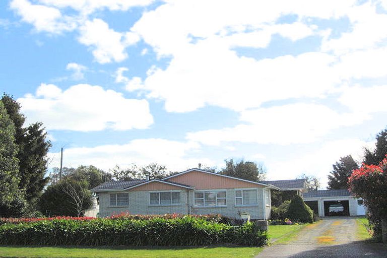 Photo of property in 82 Pukepapa Road, Marton, 4710