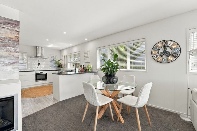 Photo of property in 9 Coach Drive, Otumoetai, Tauranga, 3110