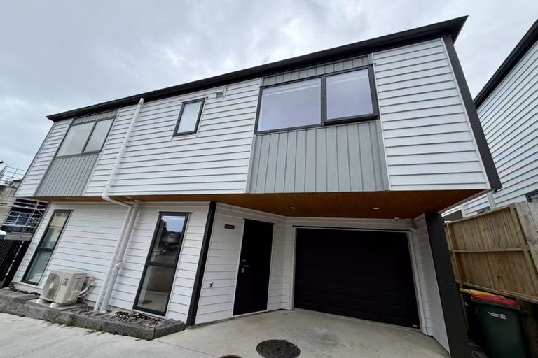 Photo of property in 1/69 Andrew Road, Howick, Auckland, 2010
