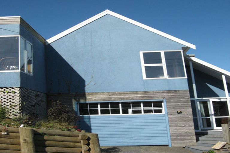 Photo of property in 2/8 Bridle Path, Lyttelton, 8082