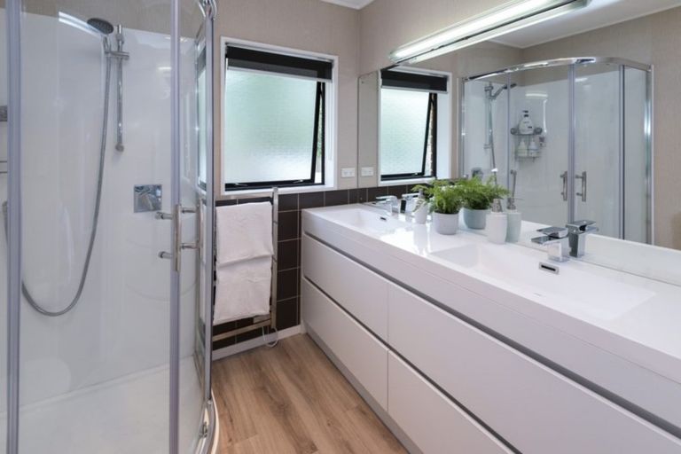 Photo of property in 47 Simmental Crescent, Somerville, Auckland, 2014