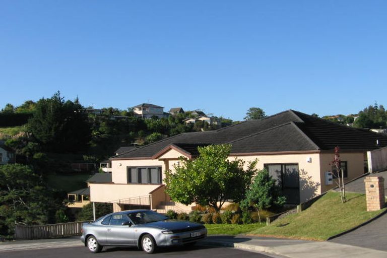 Photo of property in 19 Gretna Green, Browns Bay, Auckland, 0630