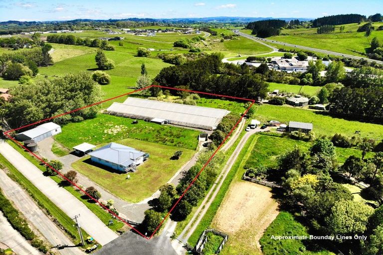 Photo of property in 146 Top Road, Dairy Flat, Albany, 0792