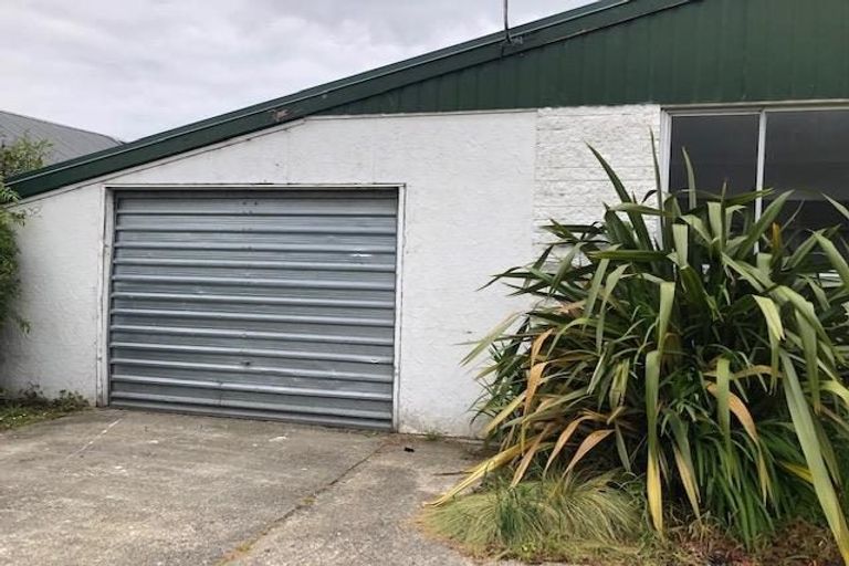 Photo of property in 11 Humber Street, Clifton, Invercargill, 9812