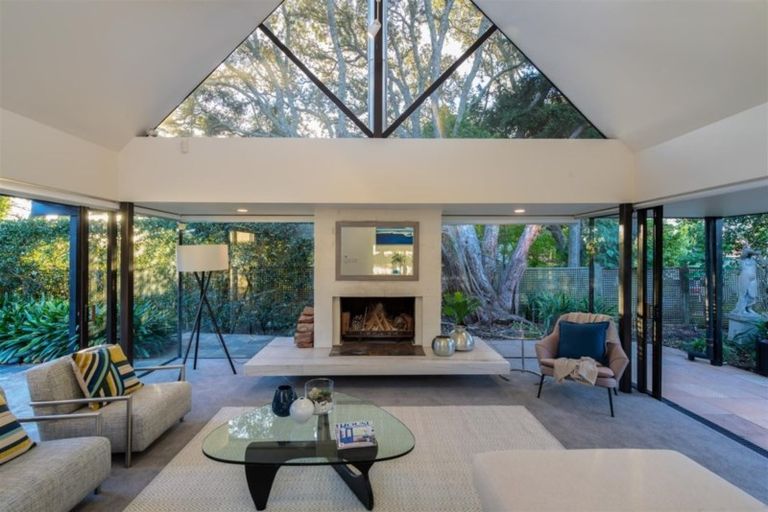 Photo of property in 25 Clifton Road, Hauraki, Auckland, 0622