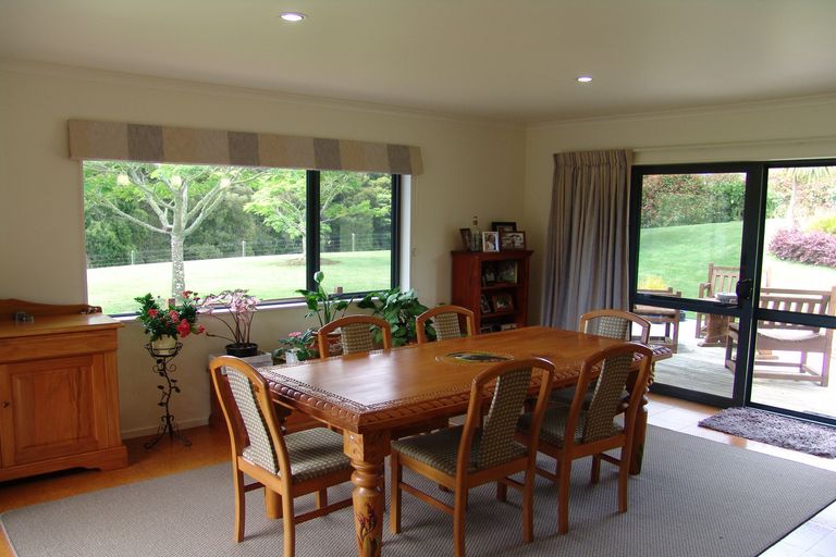 Photo of property in 128 Pond Road, Raglan, 3295