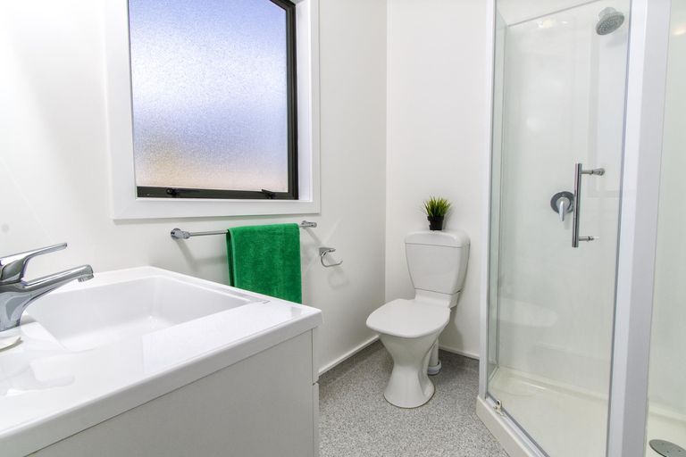 Photo of property in 8b Mckellar Court, Cromwell, 9310