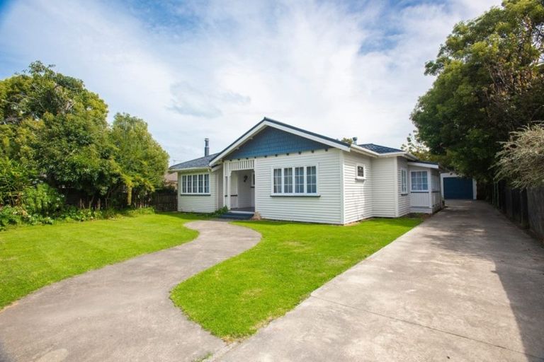 Photo of property in 122 Harris Street, Inner Kaiti, Gisborne, 4010