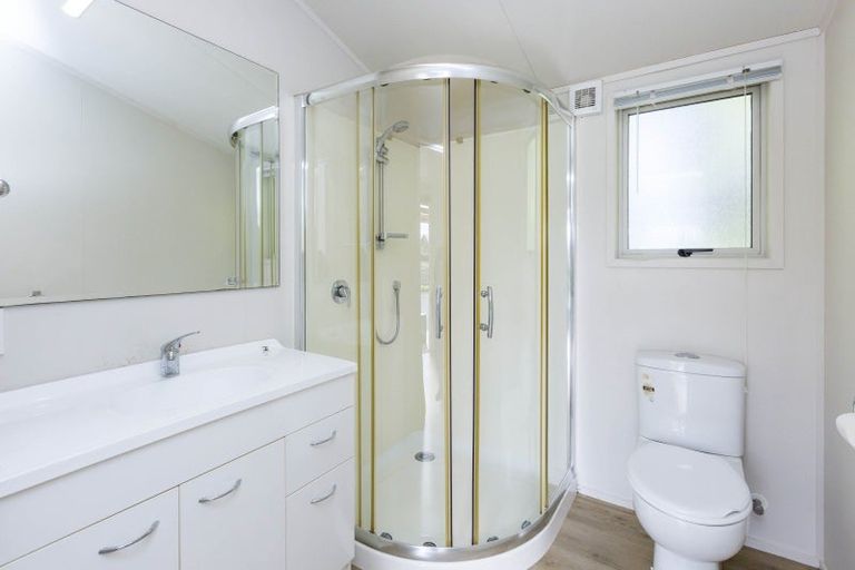 Photo of property in 18a Flux Road, Mangaroa, Upper Hutt, 5371