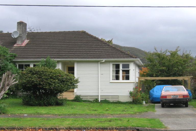 Photo of property in 28/26 Pearce Crescent, Taita, Lower Hutt, 5011