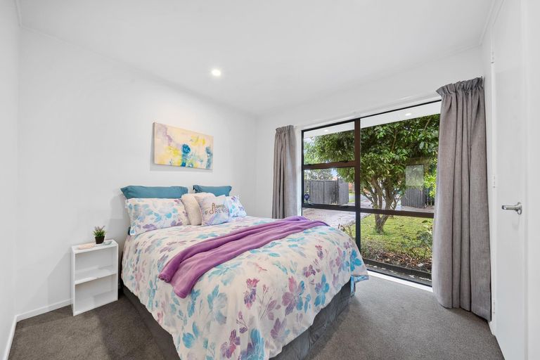 Photo of property in 121 Settlement Road, Papakura, 2110