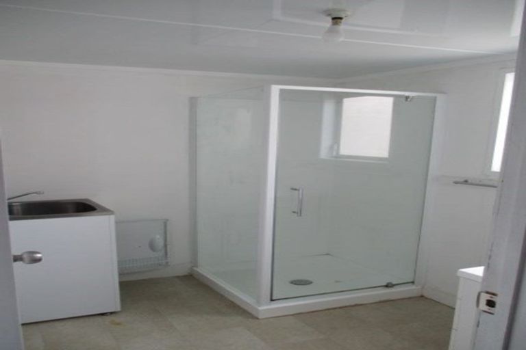 Photo of property in 2/13 Driver Road, Mangere East, Auckland, 2024