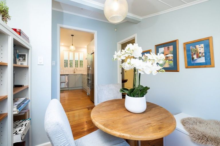 Photo of property in 15 Pipi Street, Te Awanga, 4102