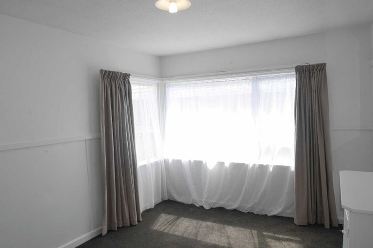 Photo of property in 27a Main South Road, Sockburn, Christchurch, 8042