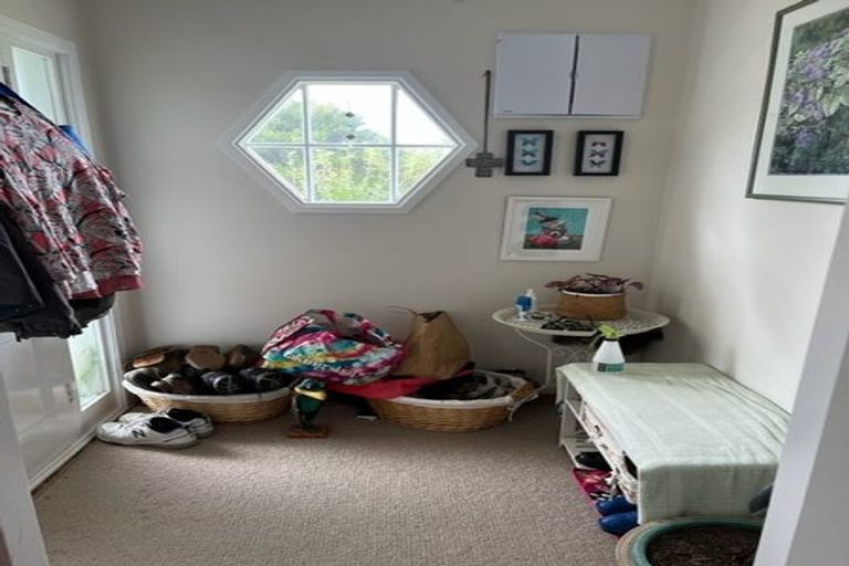 Photo of property in Regency Flats, 6/29-45 Miramar North Road, Miramar, Wellington, 6022