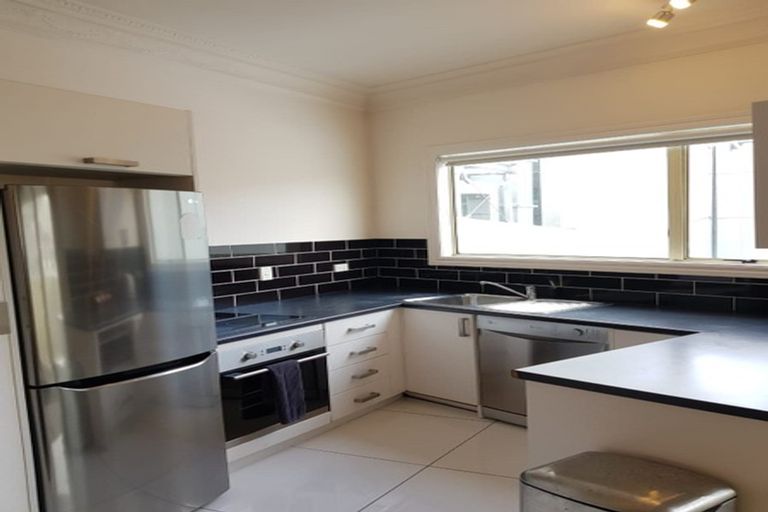 Photo of property in Old Bnz Chambers, 8/79 Manners Street, Te Aro, Wellington, 6011