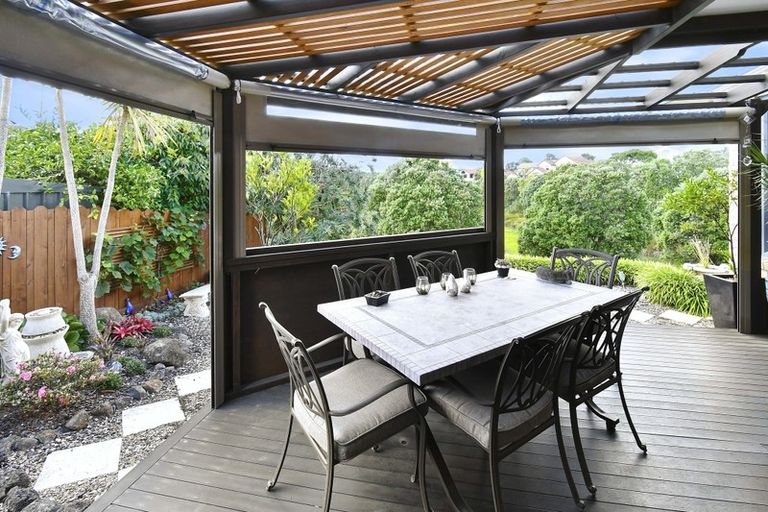 Photo of property in 113 Rushgreen Avenue, Pahurehure, Papakura, 2113