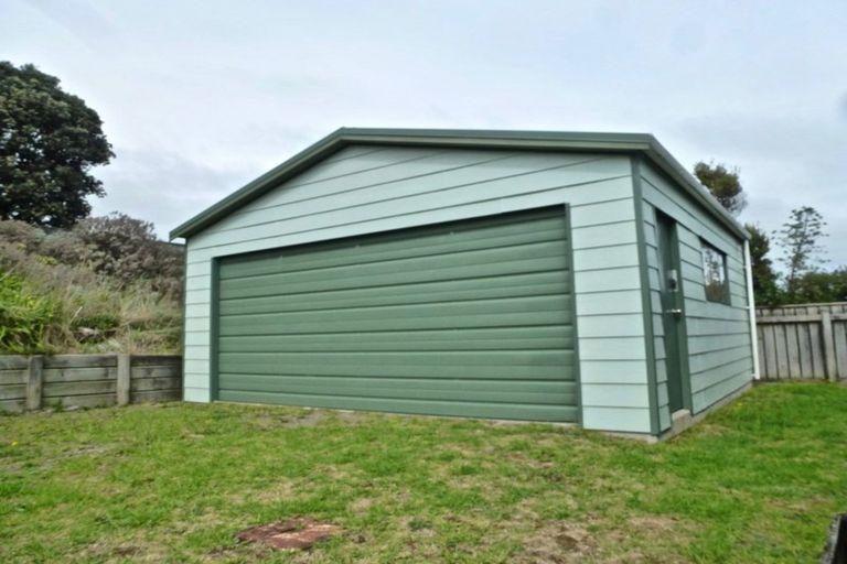 Photo of property in 58 Rodney Avenue, Te Horo Beach, Otaki, 5581