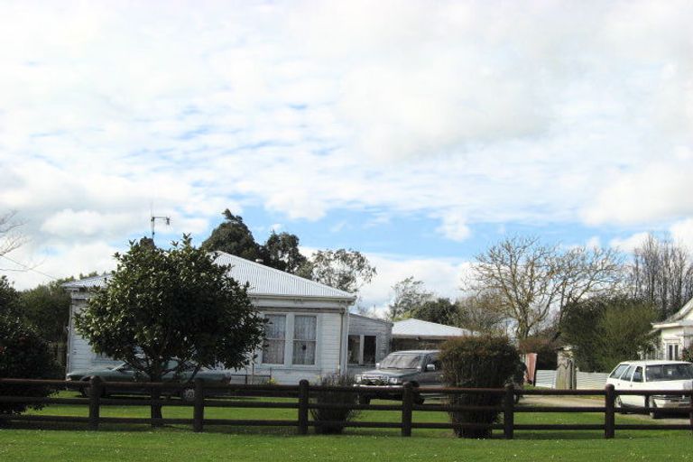 Photo of property in 17 Stout Street, Shannon, 4821