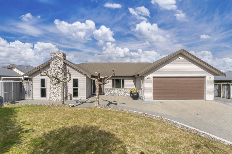 Photo of property in 11 The Circle, Nukuhau, Taupo, 3330