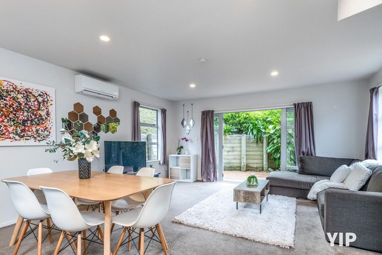 Photo of property in 8 Erlestoke Crescent, Churton Park, Wellington, 6037