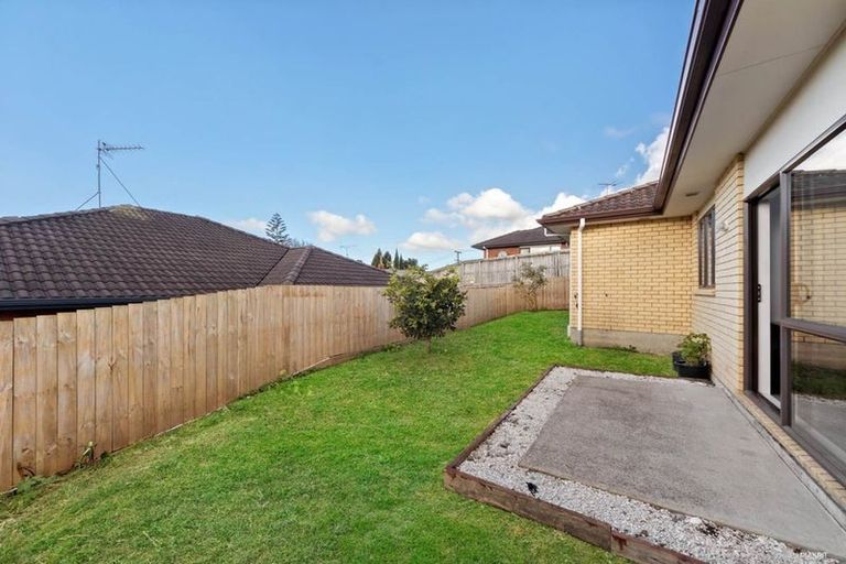 Photo of property in 5a Cartmel Avenue, Massey, Auckland, 0614
