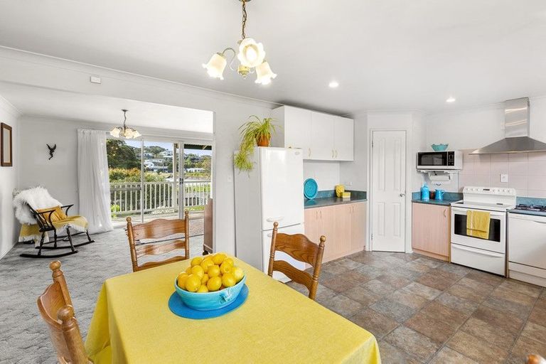 Photo of property in 7 Puriri Street, Raglan, 3225