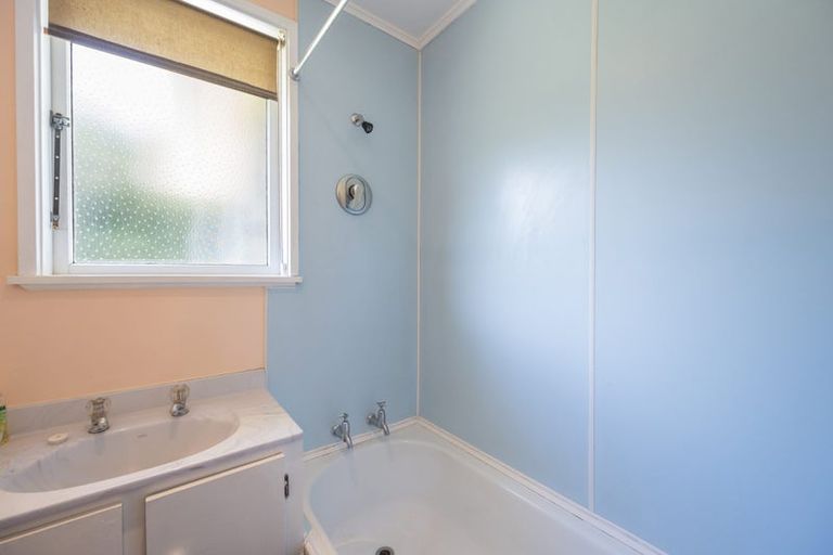 Photo of property in 244 Seaview Road, Stoke, Nelson, 7011