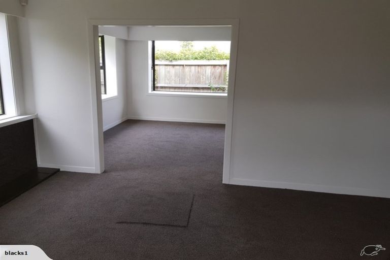 Photo of property in 629 Main North Road, Belfast, Christchurch, 8051