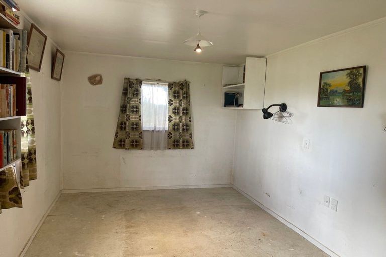 Photo of property in 62 Scarrott Road, Te Kopuru, 0391