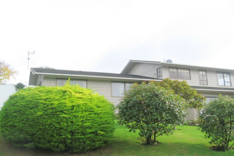 Photo of property in 2 The Mainsail, Whitby, Porirua, 5024