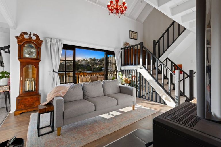 Photo of property in 53 Stillwater Crescent, Stillwater, Silverdale, 0993