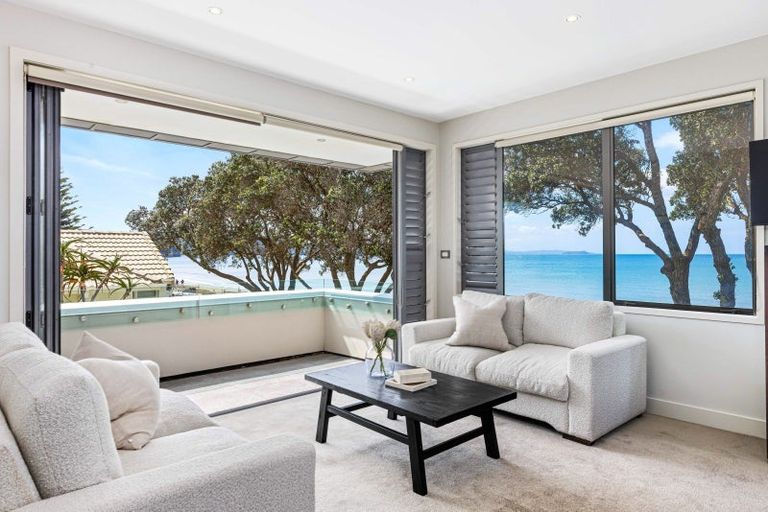 Photo of property in 359 Hibiscus Coast Highway, Orewa, 0931