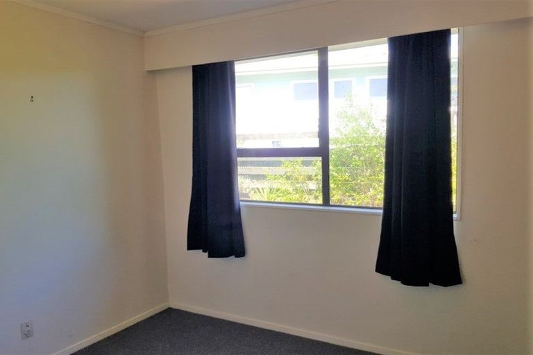 Photo of property in 32b Transom Close, Whitby, Porirua, 5024