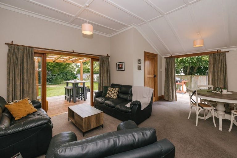 Photo of property in 168 College Street, Awapuni, Palmerston North, 4412